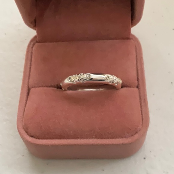 Silvertone Faux Wedding Set - Picture 3 of 5